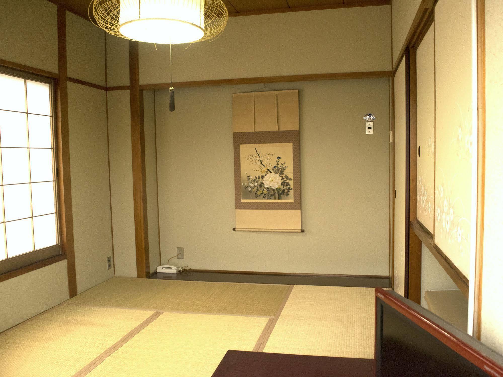 Hotel Yamabe Tenri Esterno foto