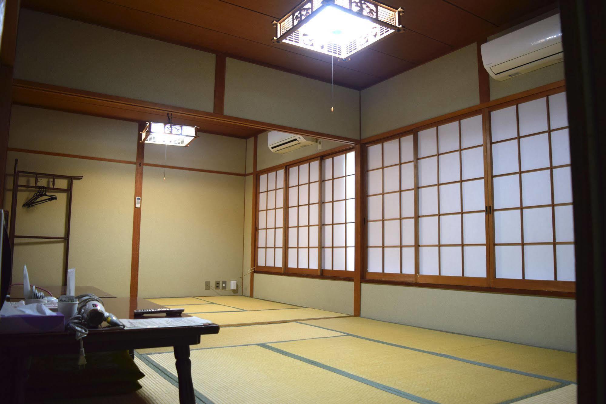 Hotel Yamabe Tenri Esterno foto