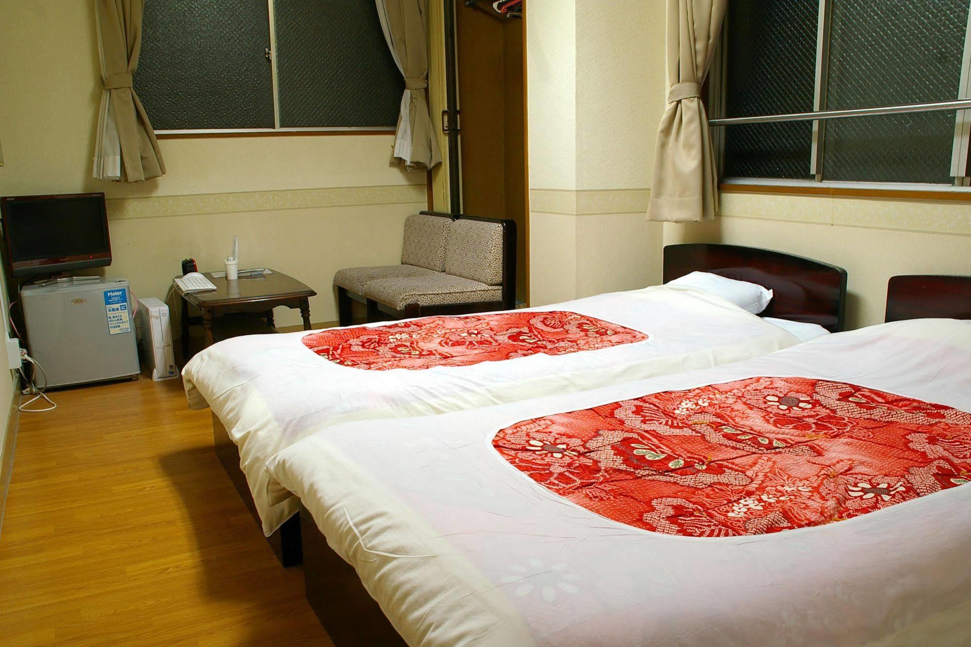 Hotel Yamabe Tenri Esterno foto
